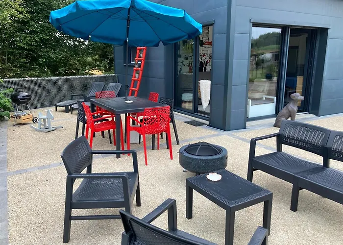 Au Carrefour De La Bretagne